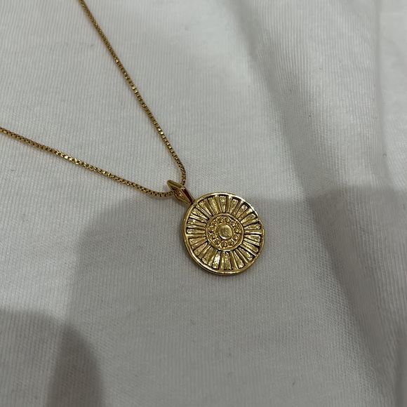 NWOT LUV AJ Gold Plated 14k antique gold shine new without tag - Picture 4 of 5